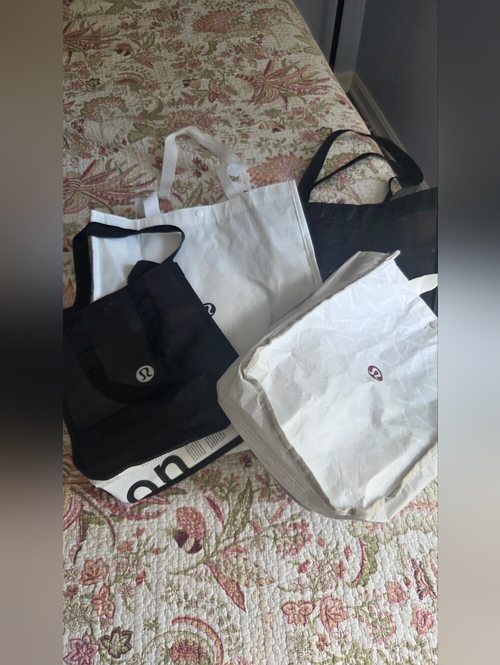 lululemon athletica Reusable Tote Bag - Black and White Bundle